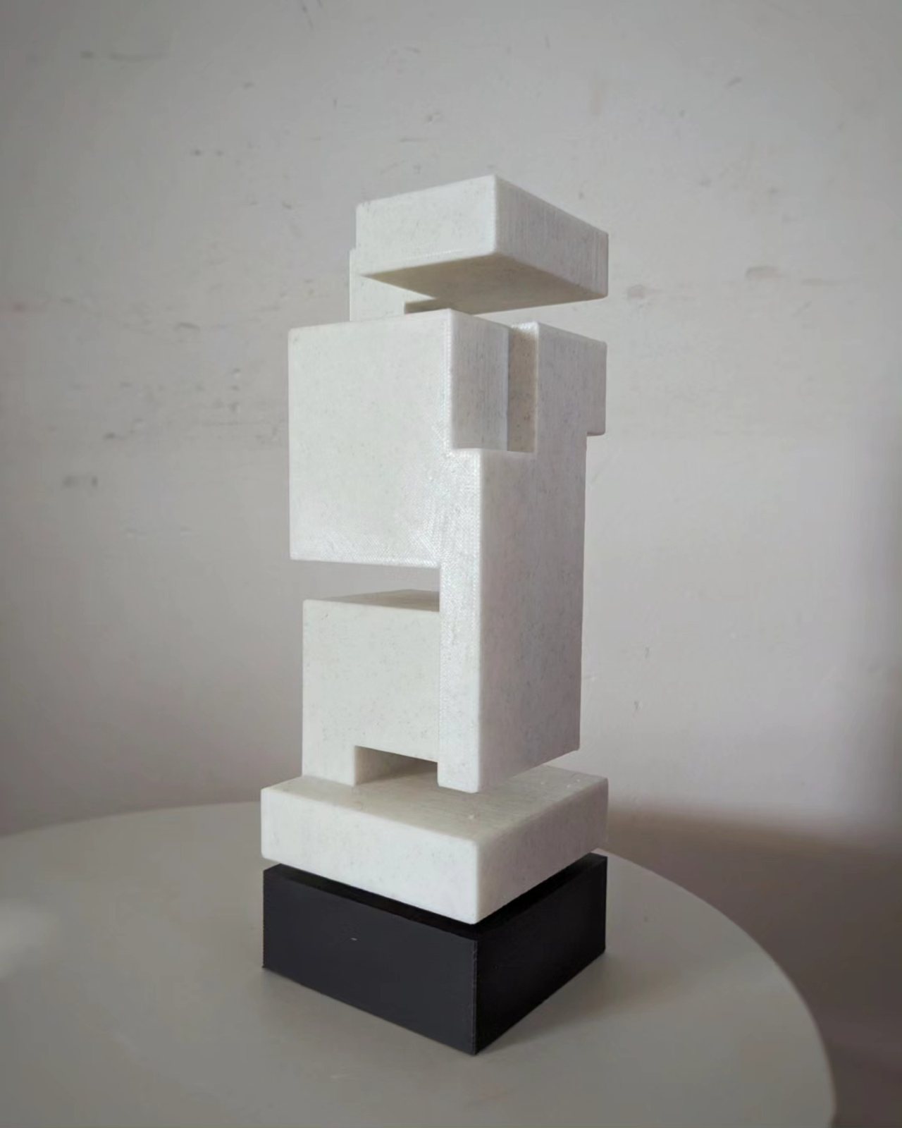 No name, 2023 · 3D prints · Eric Lugtigheid (2/4)