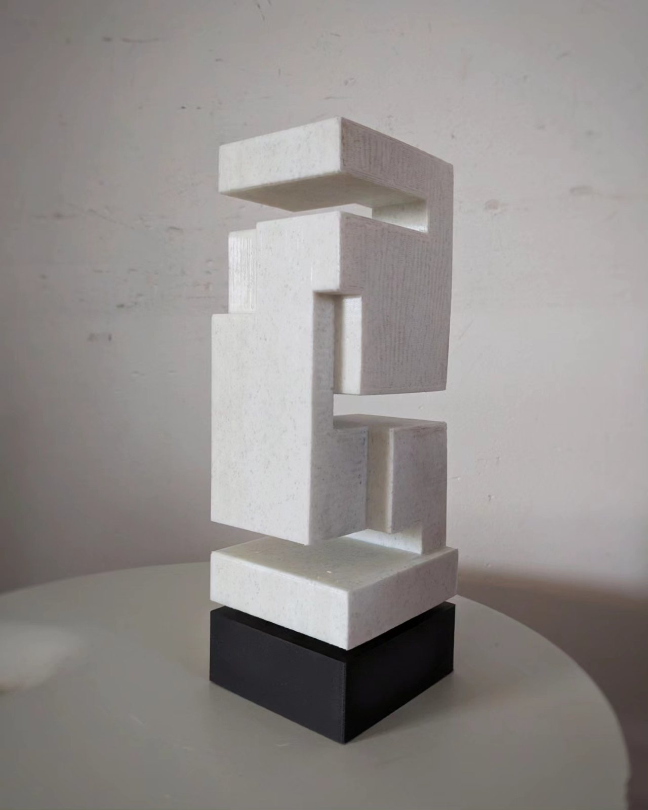 No name, 2023 · 3D prints · Eric Lugtigheid (3/4)