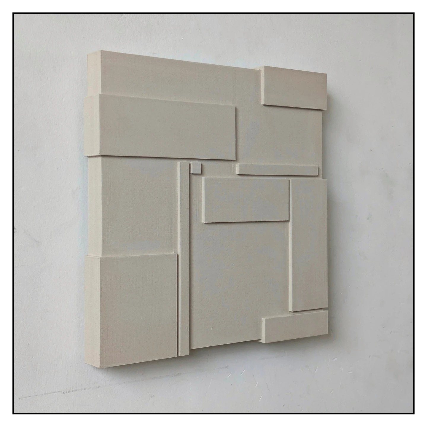 Construction in Beige, 2025 · 3D-Drucke · Eric Lugtigheid (2/2)