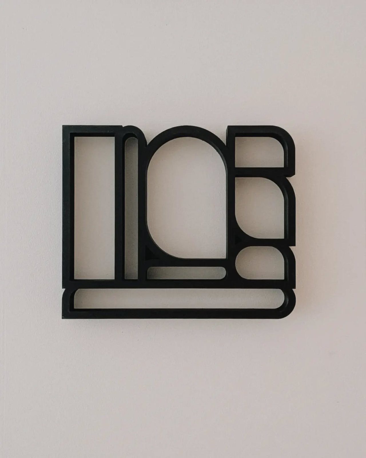 Relief 21 x 25 cm, 2026 · Reliefs · Eric Lugtigheid (1/2)