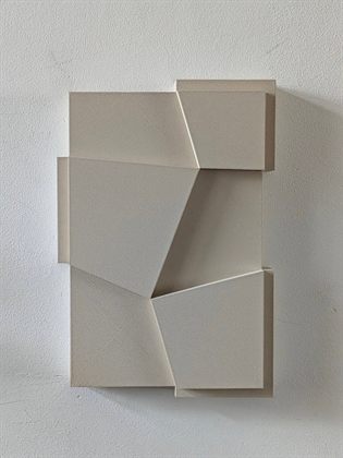 Sketch in beige, 2025 · Reliefs · Eric Lugtigheid